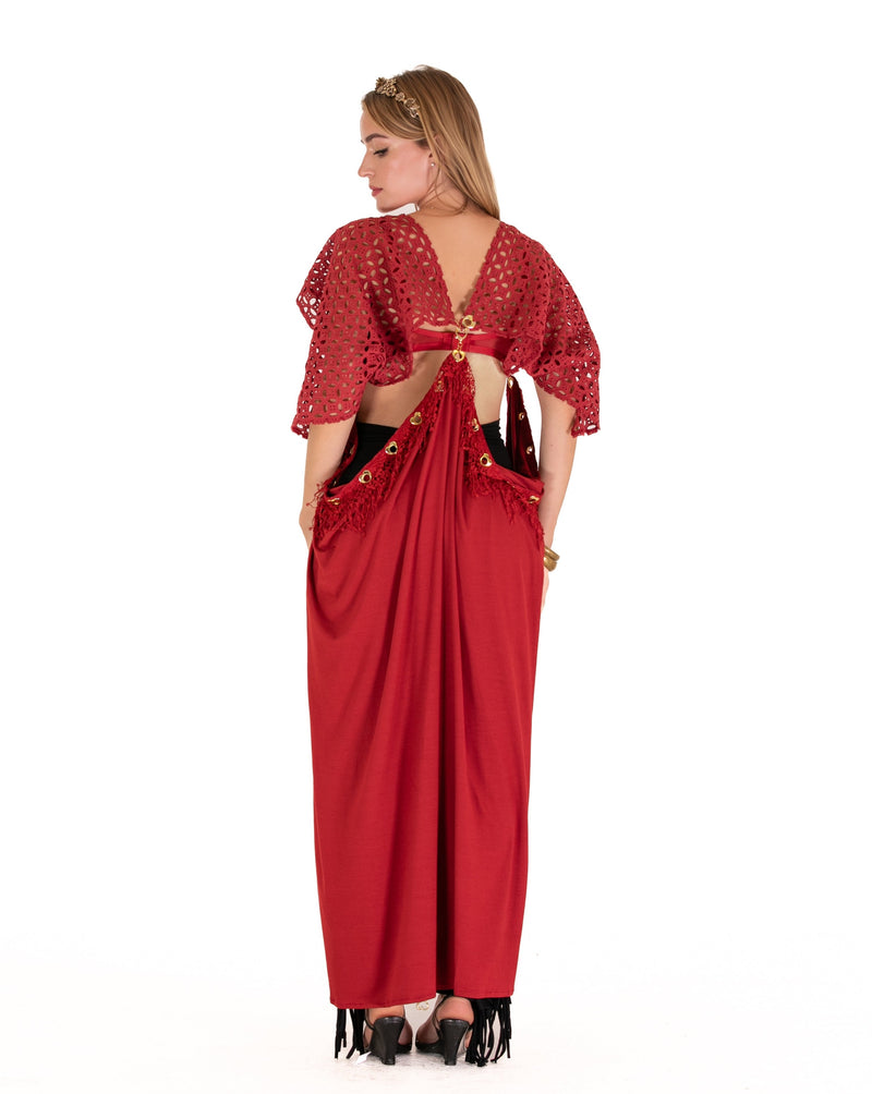 The Queen Cape Archetype