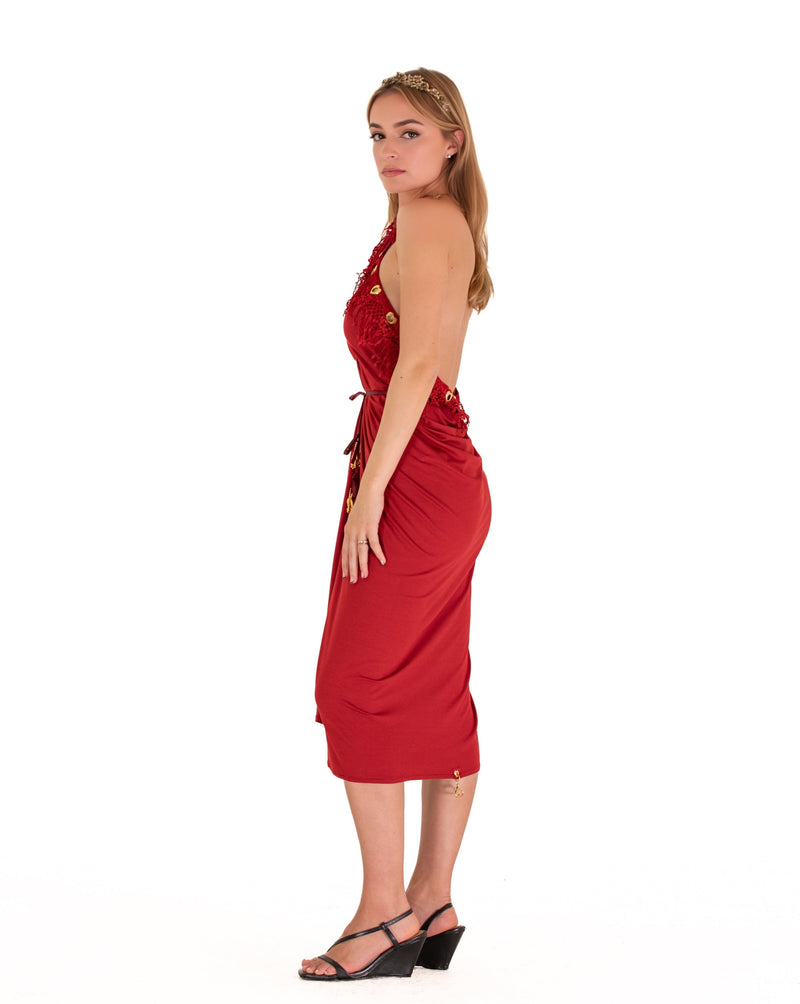 The Queen Cape Archetype