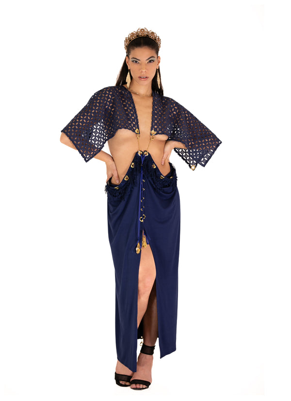 The Queen Cape Archetype